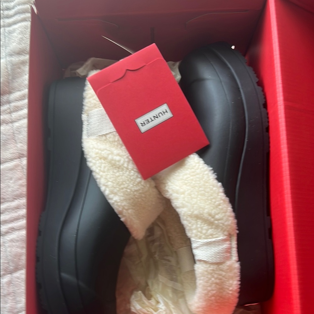 Hunter Black and White Fleece-Lined Boots